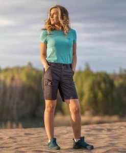 Nordwand Shorts Women Petrol -Women's clothing 10116 2730 image 5