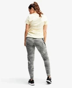 Street Jogger Women Grey Camo -Women's clothing 10133 6027 image 2