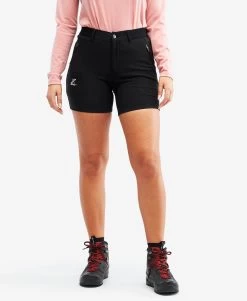 Daybreak Shorts Women Black