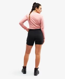 Daybreak Shorts Women Black -Women's clothing 10273 2001 image 3