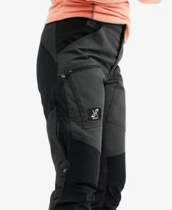 Nordwand Pro Short Pants Women Anthracite -Women's clothing 10307 2179 image 3