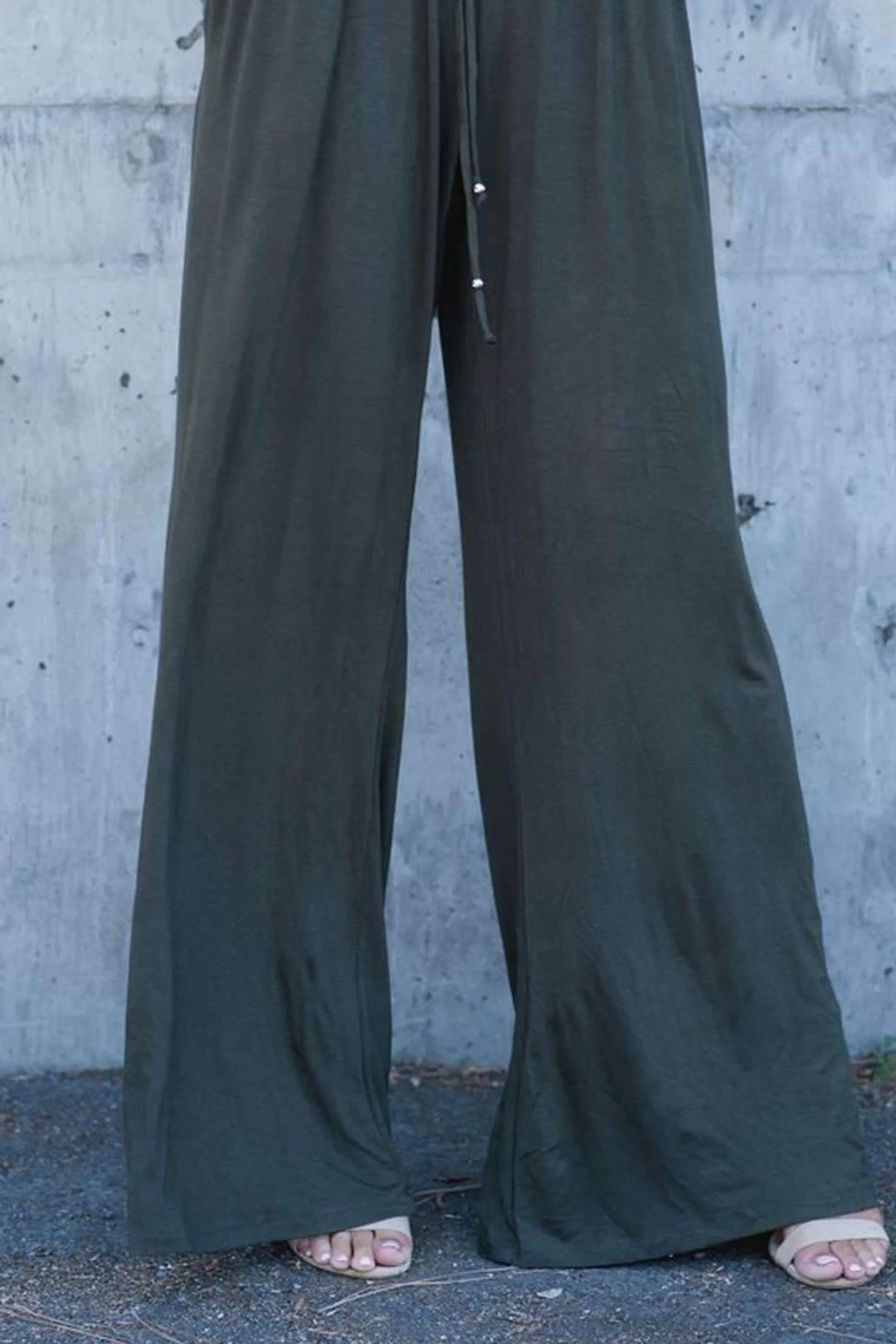 Iyasson Women Spaghetti Strap Stretchy Wide Leg Jumpsuit 7 Iyasson Women Spaghetti Strap Stretchy Wide Leg Jumpsuit - Image 6